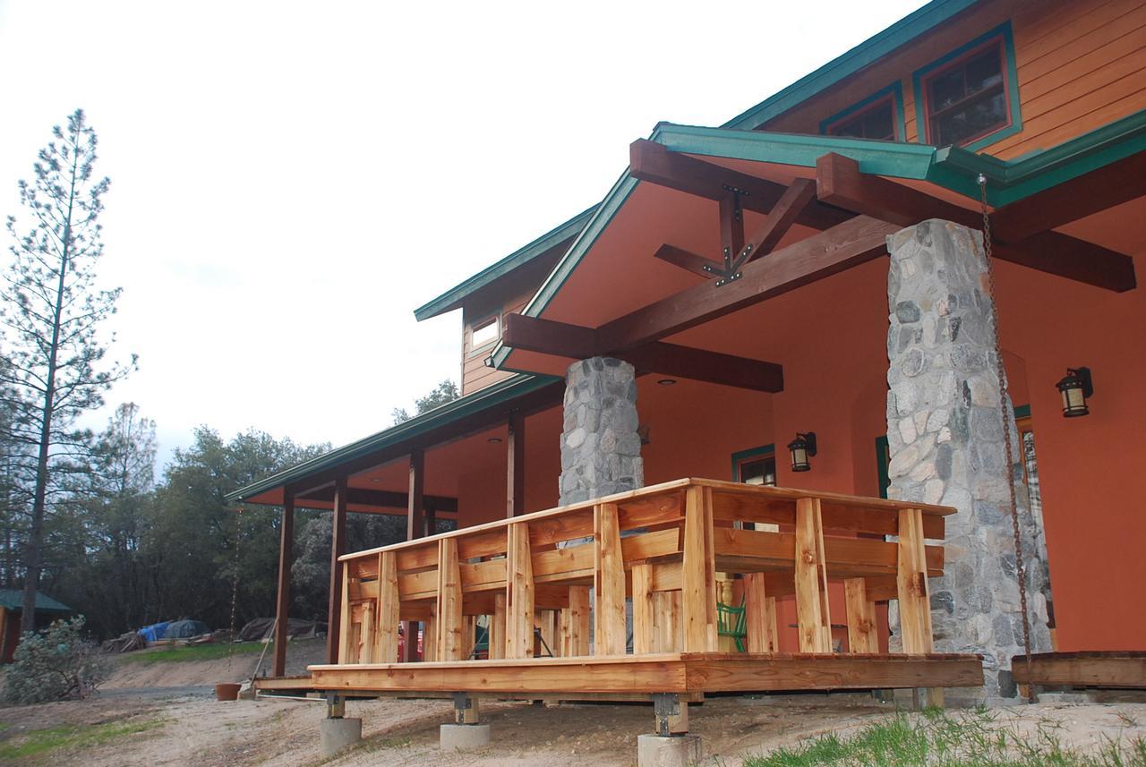 Sierra Trails Inn Марипоса Екстериор снимка